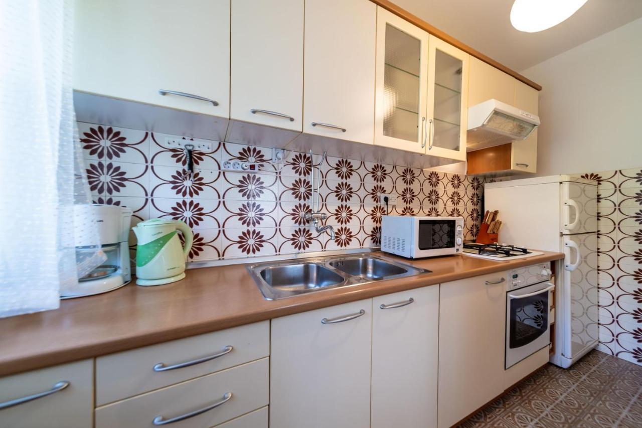 Apartmani Bozica Barbat na Rabu المظهر الخارجي الصورة