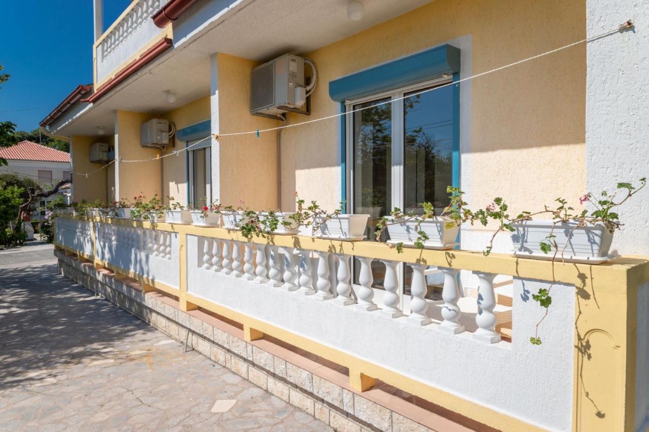 Apartmani Bozica Barbat na Rabu المظهر الخارجي الصورة