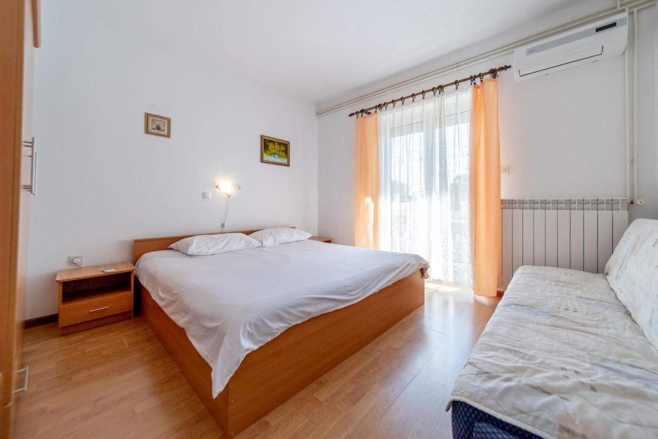 Apartmani Bozica Barbat na Rabu المظهر الخارجي الصورة